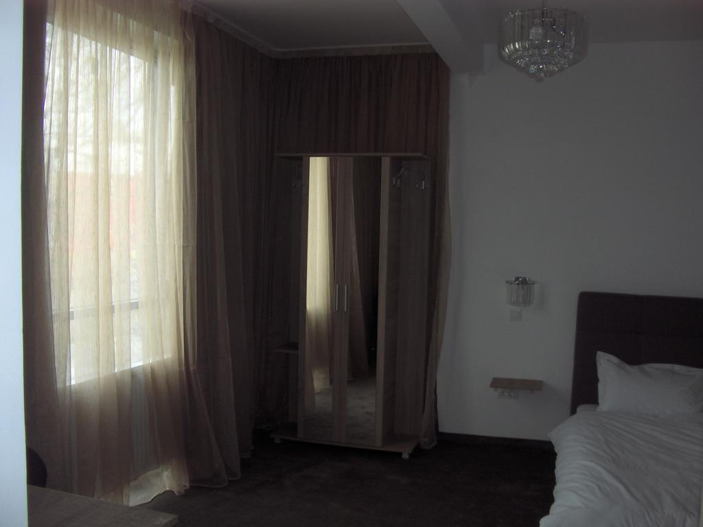 Hotel Vitan273 Bucharest Exterior photo