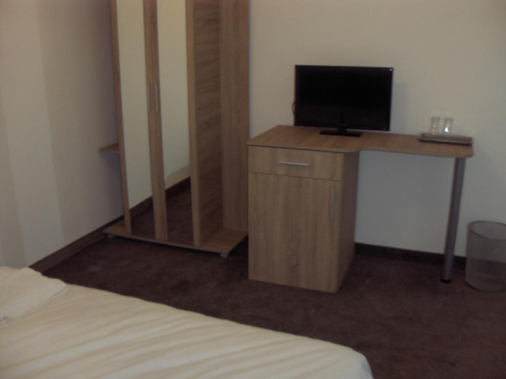 Hotel Vitan273 Bucharest Room photo